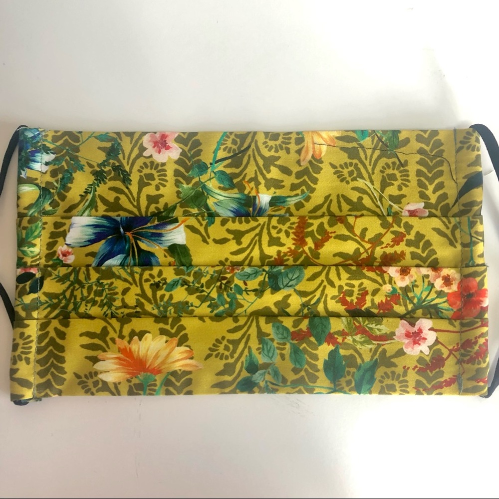 Johnny Was Cotton Pleated Face Mask Floral Print